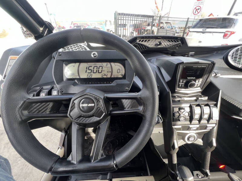 2022 Can-Am Maverick