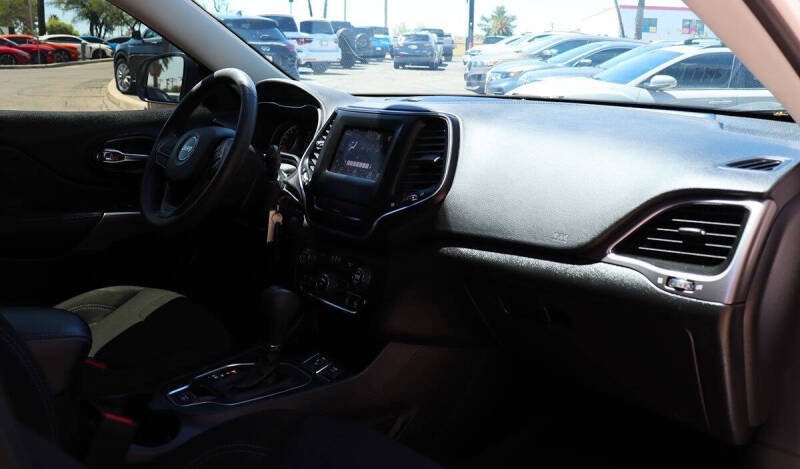 2020 Jeep Cherokee Latitude