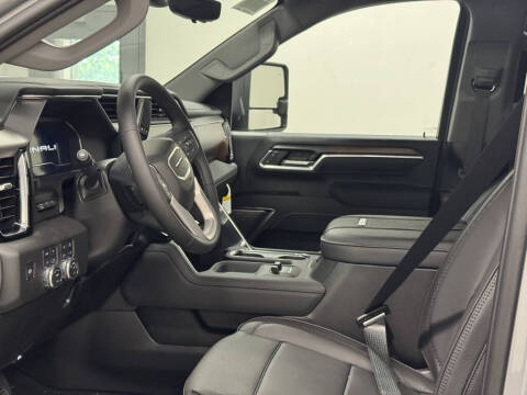 2025 GMC Sierra 2500HD