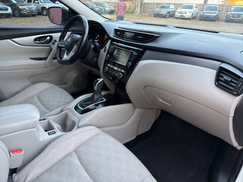 2020 Nissan Rogue Sport SV