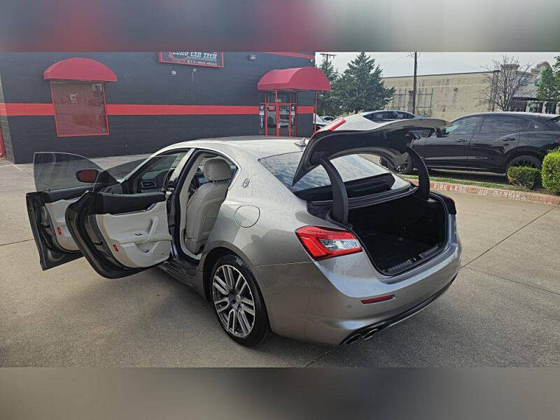 2018 Maserati Ghibli GranLusso