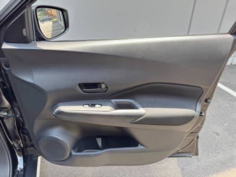 2021 Nissan Kicks S