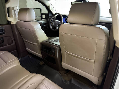 2016 GMC Sierra 2500HD Denali