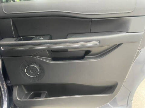2023 Ford Expedition MAX XLT