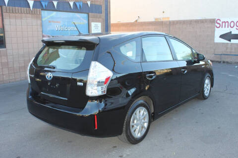 2012 Toyota Prius v Two