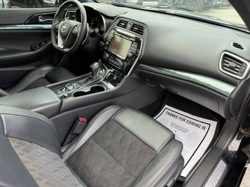 2019 Nissan Maxima