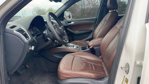 2013 Audi Q5 2.0T quattro Premium Plus