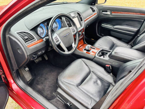 2012 Chrysler 300 Limited