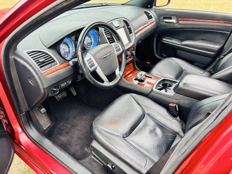 2012 Chrysler 300 Limited