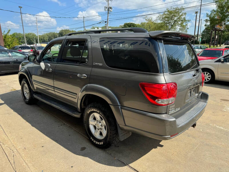 2005 Toyota Sequoia Limited