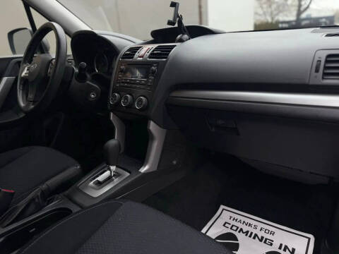2016 Subaru Forester 2.5i