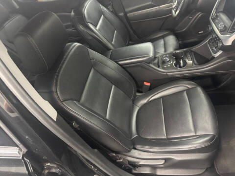 2021 GMC Acadia SLT