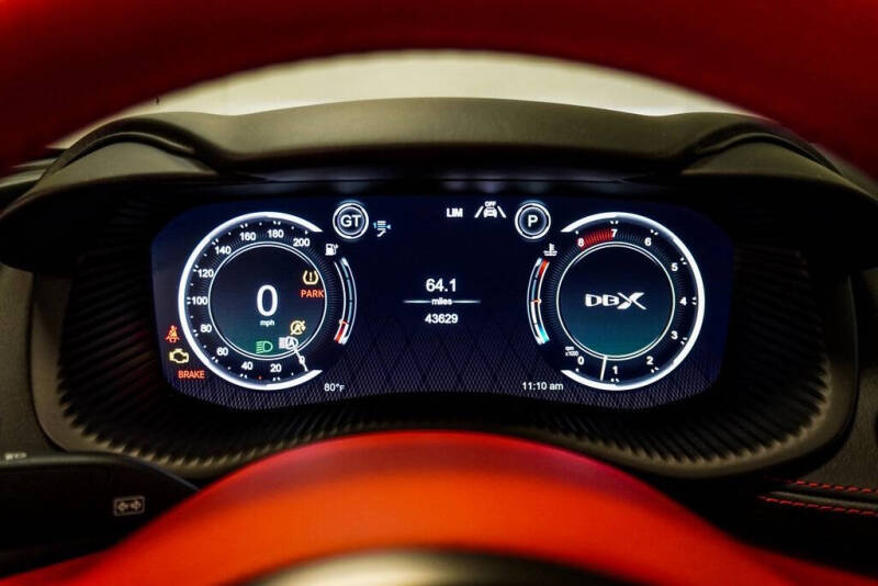 2021 Aston Martin DBX