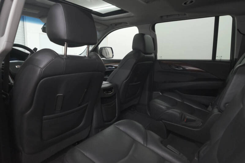 2019 Cadillac Escalade ESV Luxury