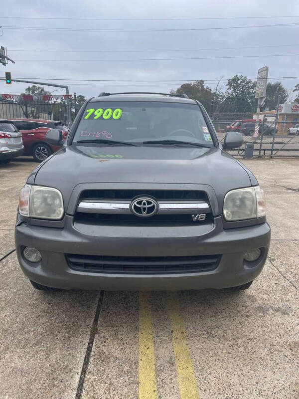 2005 Toyota Sequoia SR5