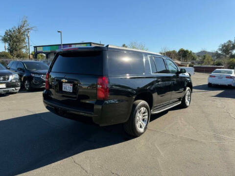 2017 Chevrolet Suburban LT