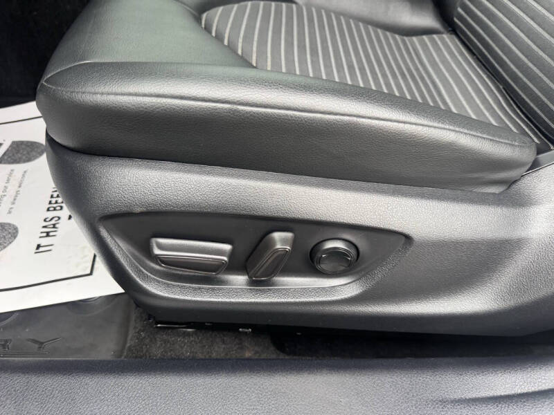 2024 Toyota Camry SE Nightshade