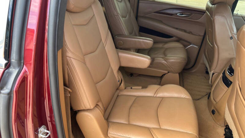 2017 Cadillac Escalade ESV Platinum