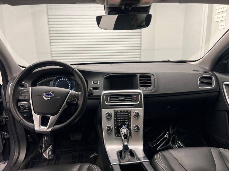 2018 Volvo S60 T5 Dynamic