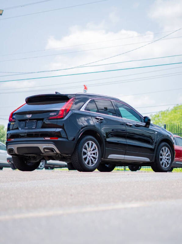 2020 Cadillac XT4 Premium Luxury