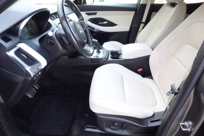 2020 Jaguar E-PACE P300 R-Dynamic S