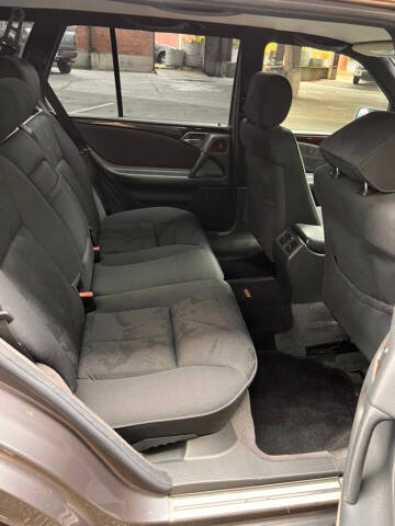 1996 Mercedes-Benz E-Class E 320