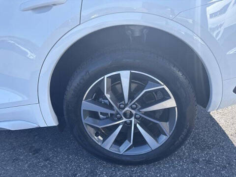 2025 Audi Q5 Sportback quattro S line Premium 45 TFSI