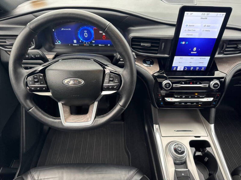 2023 Ford Explorer Platinum