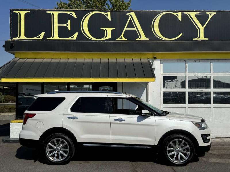 2016 Ford Explorer Limited's photo