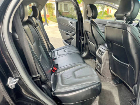 2017 Ford Edge Titanium