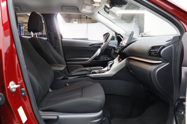 2024 Mitsubishi Eclipse Cross LE