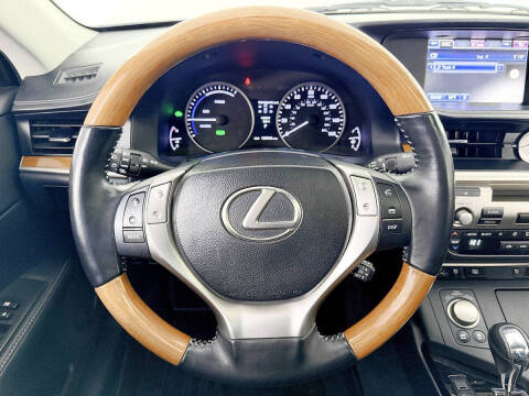 2014 Lexus ES 300h