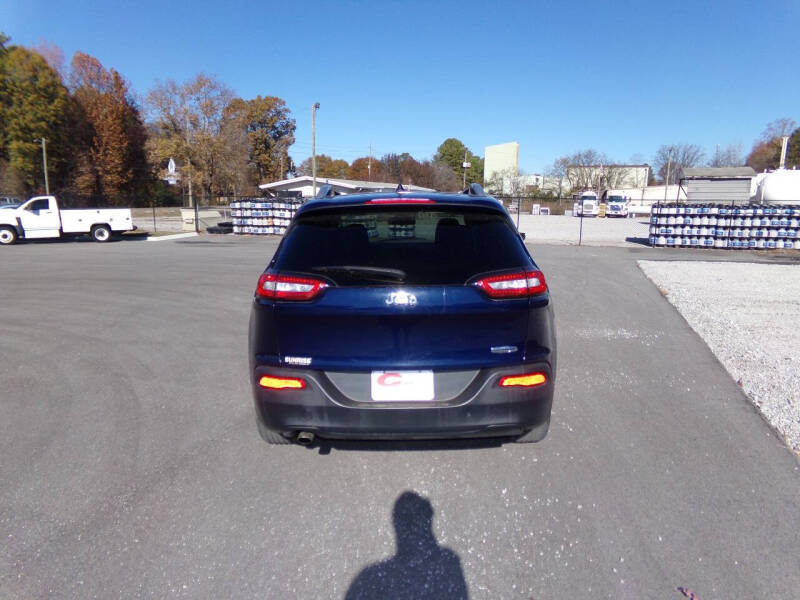 2014 Jeep Cherokee Latitude photo 5