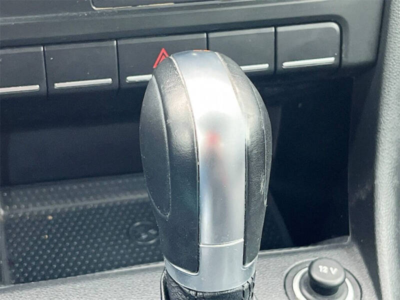 2019 Volkswagen Beetle 2.0T S