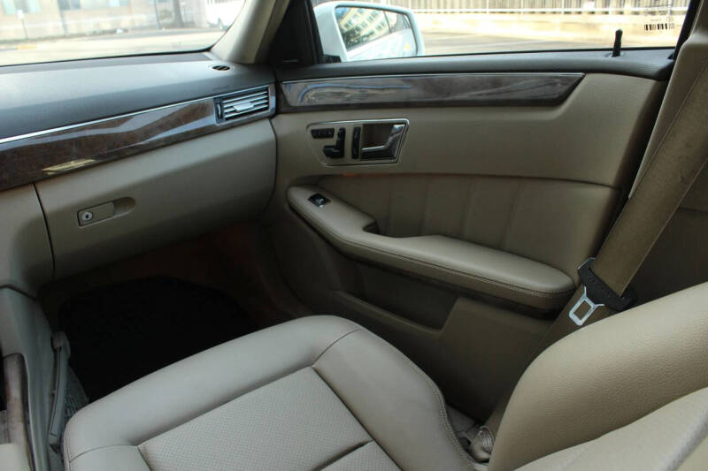 2011 Mercedes-Benz E-Class