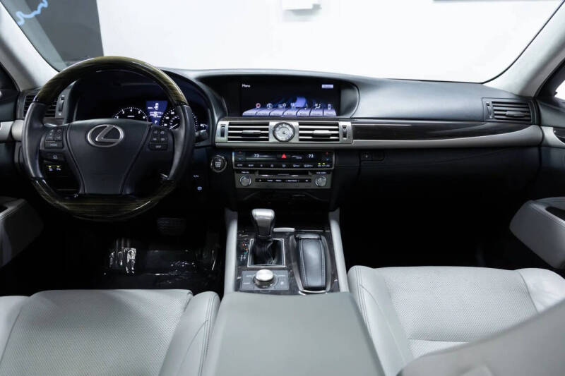 2014 Lexus LS 460