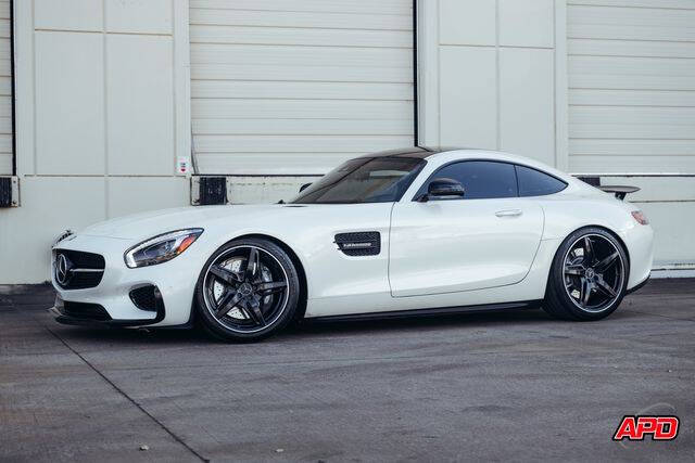 2017 Mercedes-Benz AMG GT