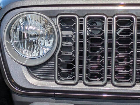 2025 Jeep Gladiator Sport S