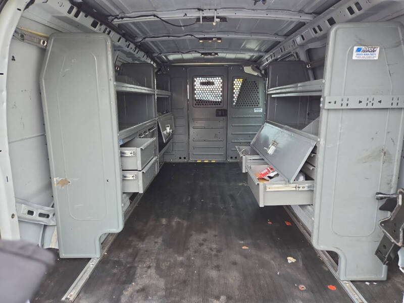 2018 GMC Savana 2500