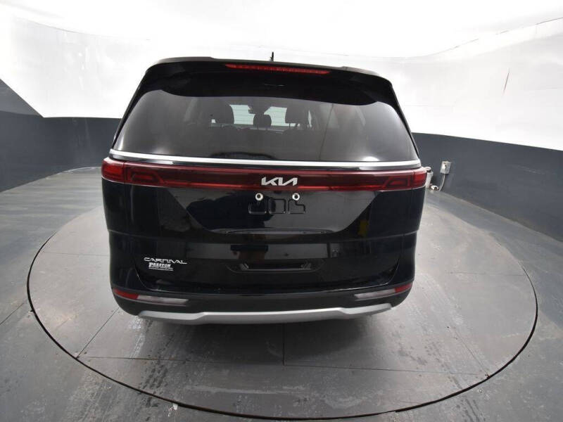 2024 Kia Carnival