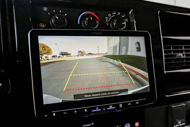 2023 Chevrolet Express 2500