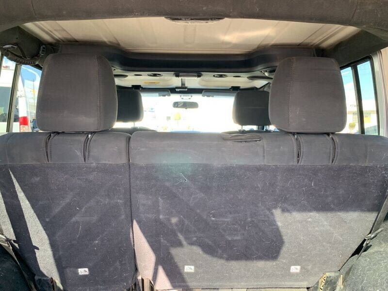 2012 Jeep Wrangler Unlimited Sahara