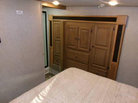 2015 Crossroads RV Cruiser 305RS