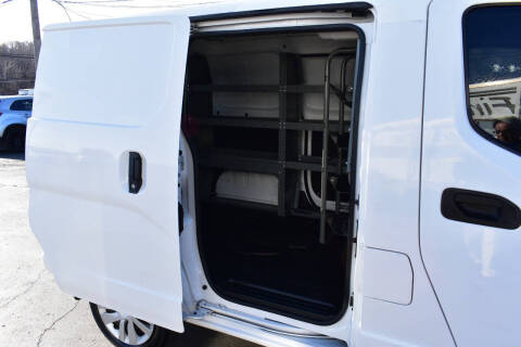 2017 Nissan NV200 SV