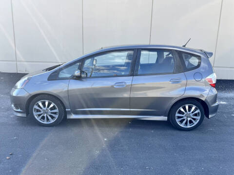 2013 Honda Fit for sale at ELMHURST CAR CENTER in Elmhurst IL
