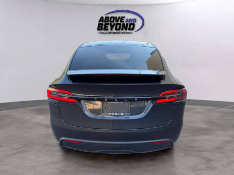 2023 Tesla Model X Standard Range