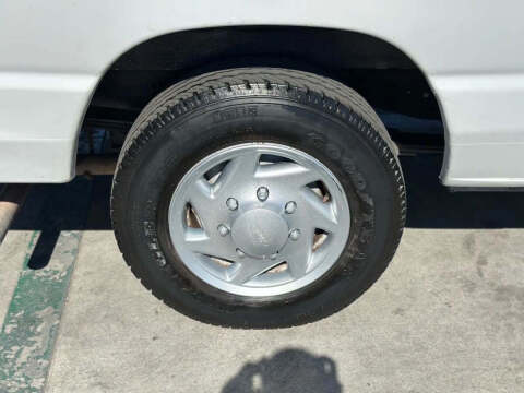 2013 Ford E-Series E-150