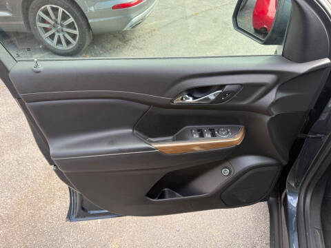 2019 GMC Acadia SLE-2