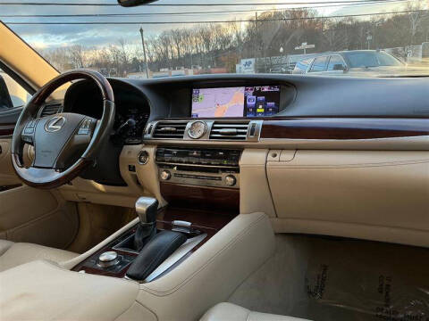 2014 Lexus LS 460