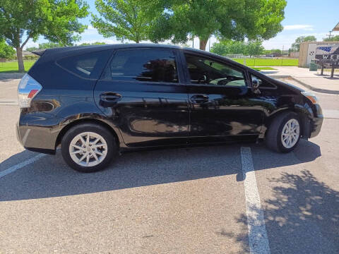 2012 Toyota Prius v Two